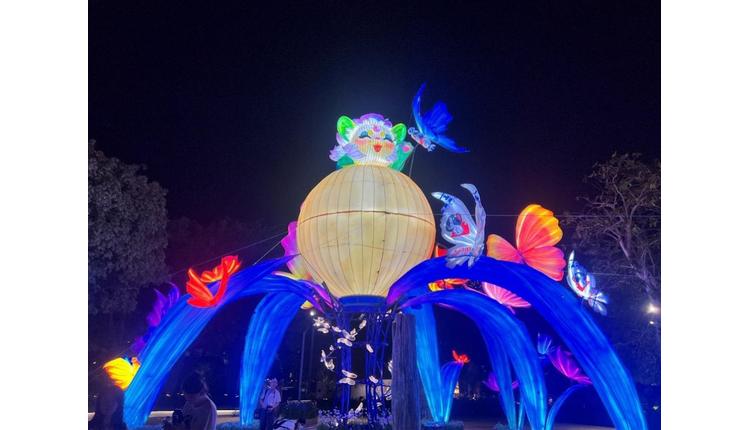 White Rabbit Fest White Rabbit illuminates Singapore's Mid-Autumn Festival